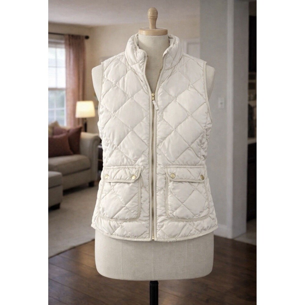 Woolrich Quilted Duck Down Cream/Beige Mock Neck Full Zip Puffer Vest Medium